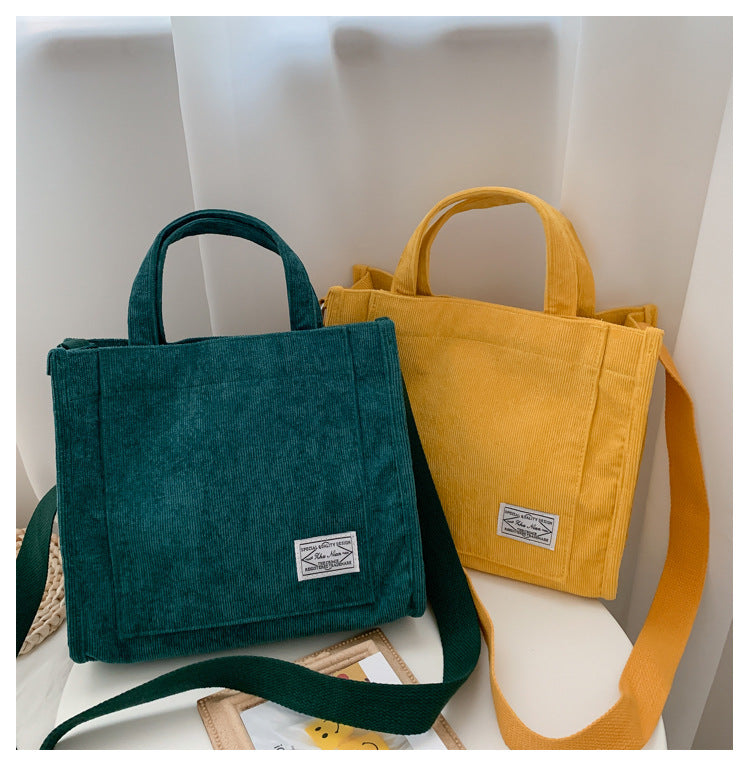 Nuevo bolso de mano de pana de diseñador de lujo para mujer: aspecto bonito y lindo, color sólido, bolso de mensajero con hebilla