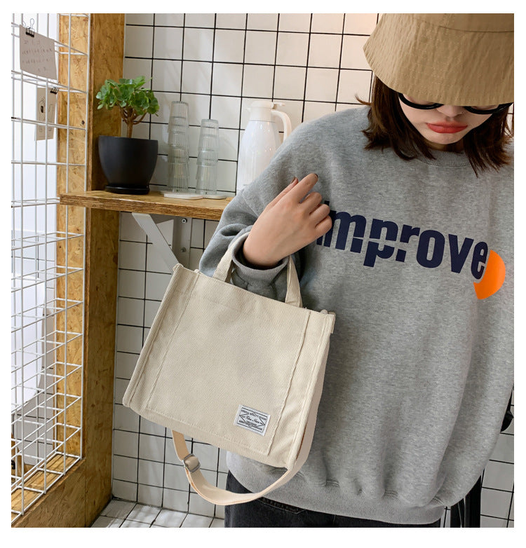 Nuevo bolso de mano de pana de diseñador de lujo para mujer: aspecto bonito y lindo, color sólido, bolso de mensajero con hebilla
