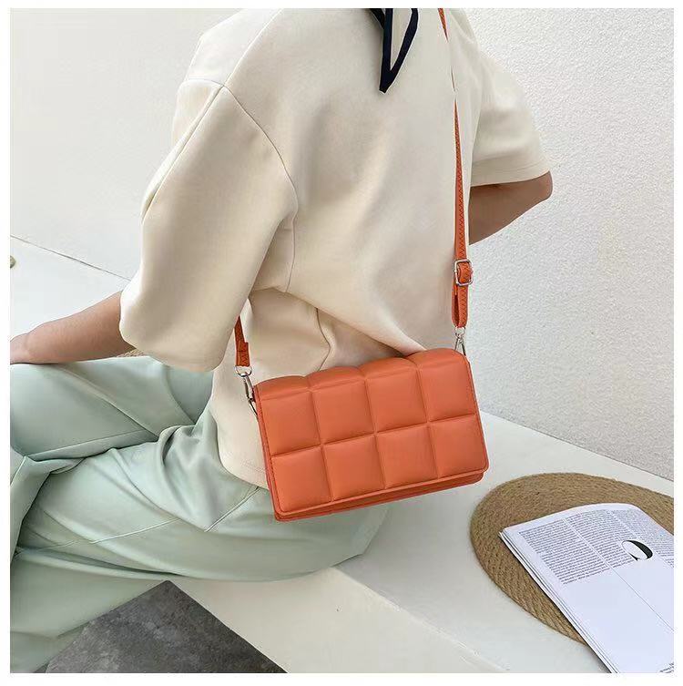 New Fashion Literary Single Shoulder Bag -Minority Design Cross-Body Trending Women's Bag